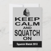 Squatchin Funny Bigfoot Hunting Invitation Kaart (Voorkant)