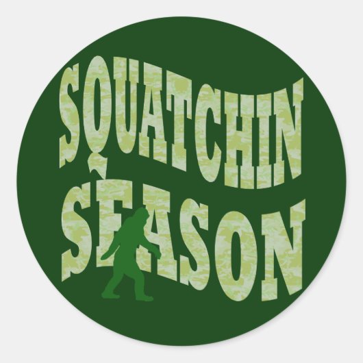 Squatchin Season Ronde Sticker (Voorkant)