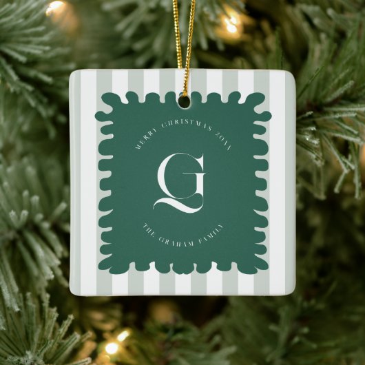 Squiggle Frame & Stripes Monogram Christmas Photo Keramisch Ornament (Boom)