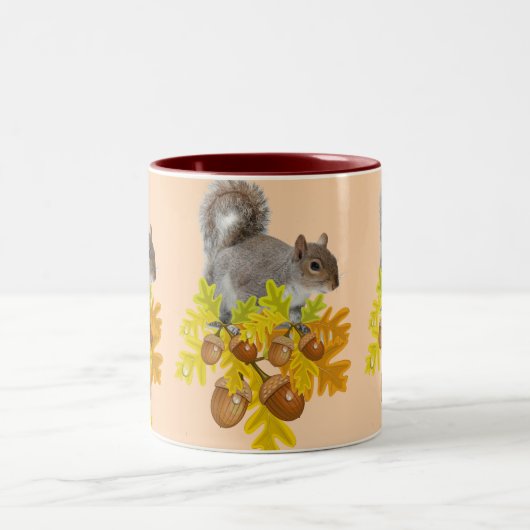 Squirrel Acorns Mok (Center)