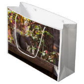 Squirrel Chow Time Groot Cadeauzakje (Voorkant Gekanteld)