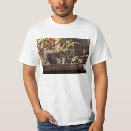 Squirrel Chow Time T-shirt (Voorkant)