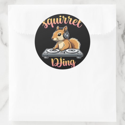 Squirrel DJ Party Vibes Funny Retro DJ Mug Ronde Sticker (Tas)
