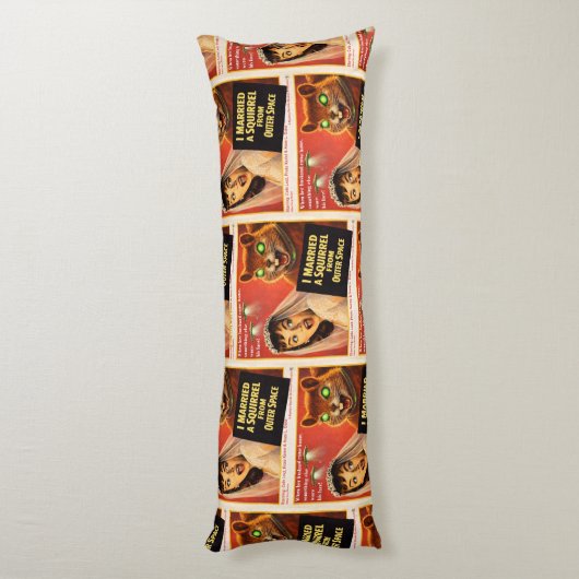 Squirrel from Outer Space Lichaamskussen (Achterkant (Verticaal))