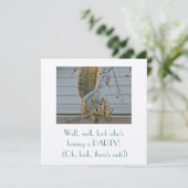 SQUIRREL OP FENCE DIE NAAR HUIS KIJKT KAART (Staand voorkant)