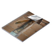 Squirrel Raiding Bird Feeder Notitieboek (Linkerzijde)