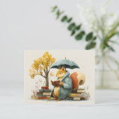 Squirrel Reading Books Under an Umbrella Briefkaart (Staand voorkant)