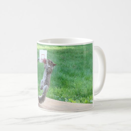 Squirrel Slam Dunk Koffiemok (Voorkant rechts)