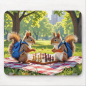 Squirrels Playing Chess In a City Park Muismat (Voorkant)