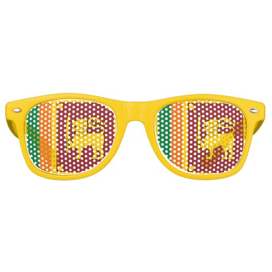 Sri Lanka vlag Retro Zonnebril (Voorkant)