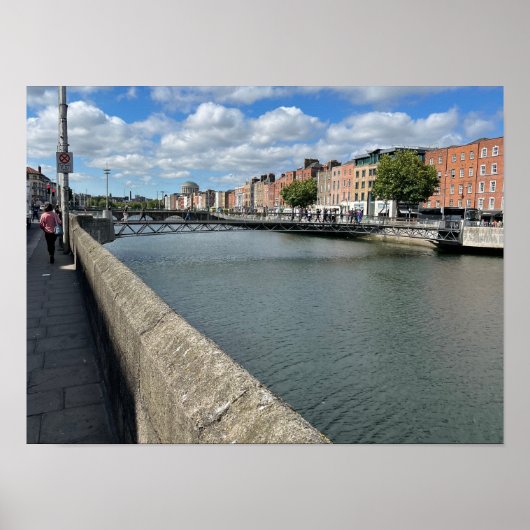St Andrew's River Liffey Dublin Ierland Europa Poster (Voorkant)