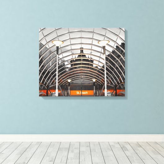 St Enoch's Metro Station, Glasgow, Schotland. Canvas Afdruk (Insitu (Houten vloer))