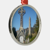 St Kevin's Cross en Round Tower Glendalough Metalen Ornament (Rechts)