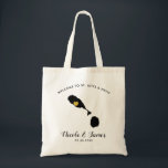 St. Kitts en Nevis Wedding Welcome Bag Tas Black<br><div class="desc">Het weekend van de bruiloft heet cadeautas voor gasten uit de stad voor je bruiloft,  met afbeelding van St. Kitts en Nevis,  met gouden hart.  Vul tas met je favoriete godies.</div>