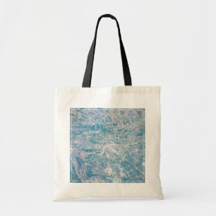 St. Louis, Missouri langs de Mississippi. Tote Bag