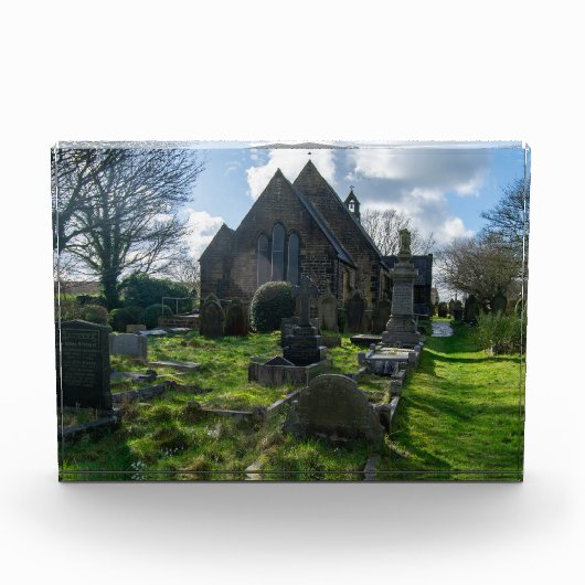 St Luke’s Church and Graveyard, Norland Fotoblokken (Voorkant)