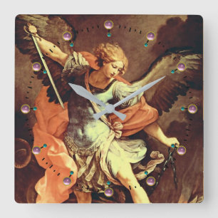 St. Michael the Archangel Vierkante Klok