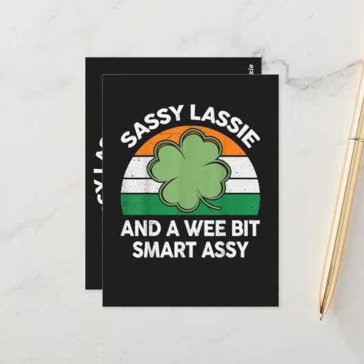 St. Patrick Dag Sassy Lassie Grappige Shamrock Ier Briefkaart (Voorkant / Achterkant in situ)