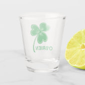 St Patrick Day Shamrock Clover gepersonaliseerd Shot Glas (Achterkant)