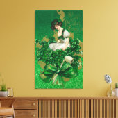 St. Patrick Day Souvenir Woman op Clover Scene Canvas Afdruk (Insitu (Woonkamer))