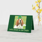 St. Patrick het wenskaart van de Dag met Basset Kaart (Gele Bloem)