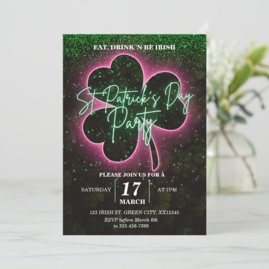 St Patrick Neon Green en Pink Flyer uitnodiging (Staand voorkant)