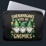 St Patrick’s Day Lucky Shamrock Gnome Laptop Sleeve<br><div class="desc">St Patrick’s Day Lucky Shamrock Gnome</div>