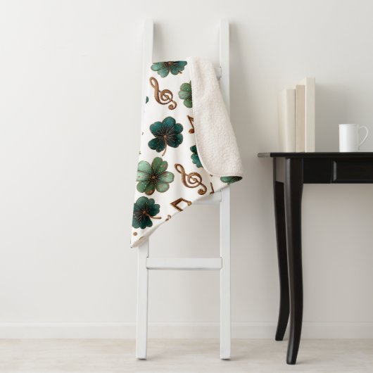 St. Patrick’s Day Musical Shamrock Sherpa Deken (In situ)