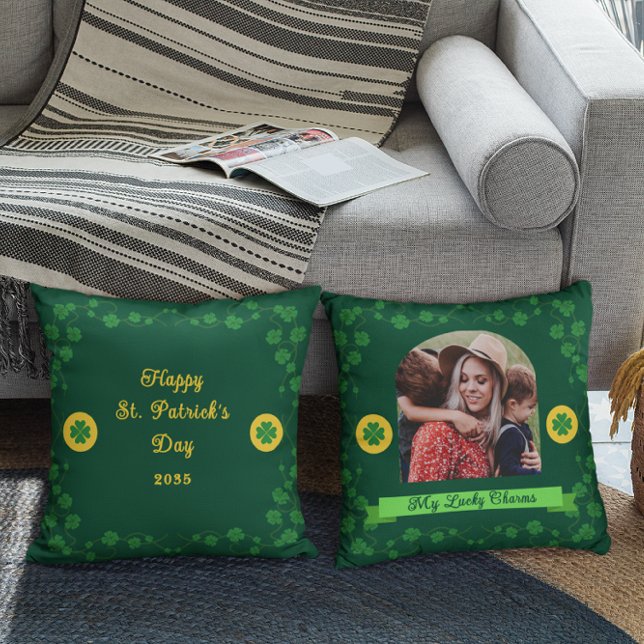 St. Patrick’s Day Shamrock Family Photo Keepsake Kussen (Creator heeft geüpload)