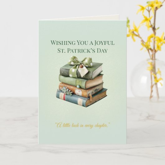 St. Patrick’s Day Stack of Books Card – Irish Luck Kaart (Gele Bloem)