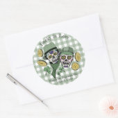 St Patricks Aangepaste naam Groene schedel Lucky i Ronde Sticker (Envelop)