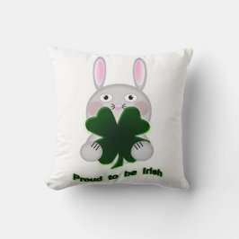 St. Patricks Bunny Proud om Irish Shamrock te word Kussen
