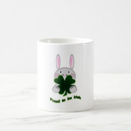 St. Patricks Bunny Proud om Irish Shamrock te word Magische Mok