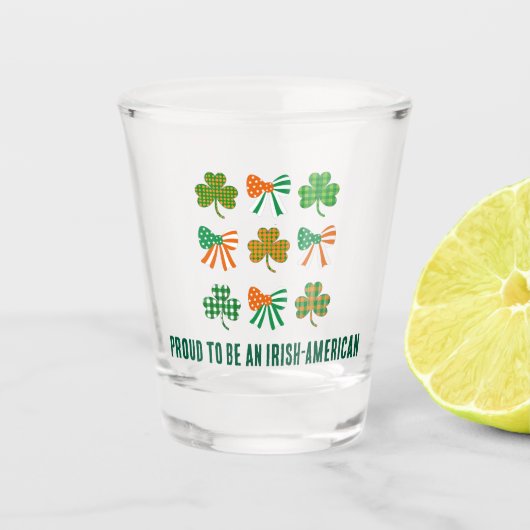 St Patricks Coquette Shamrock TROTS Iers-Amerikaan Shot Glas (Voorkant)
