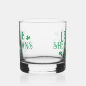 St. Patrick's Dag Laat De Schelmenstreken Beginnen Whisky Glas (Links)