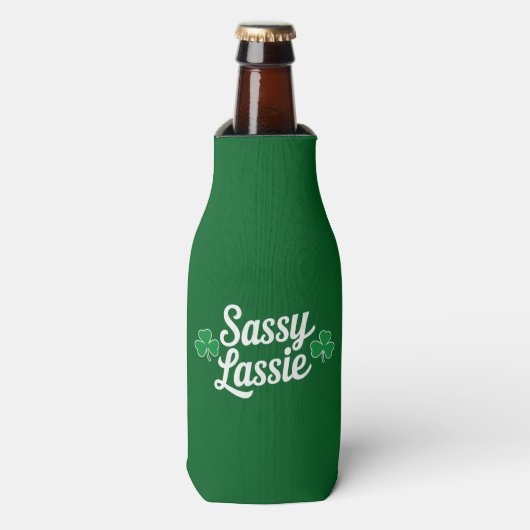 St. Patrick's Dag Sassy Lassie Grappige Ierse Flesjeskoeler (Fles Voorkant)