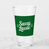 St. Patrick's Dag Sassy Lassie Grappige Ierse Glas (Voorkant)