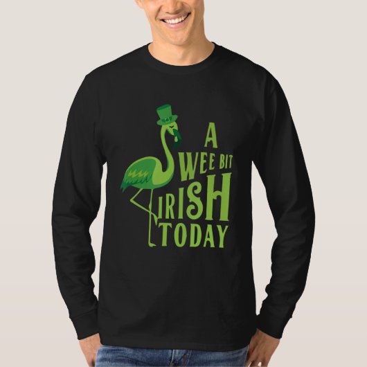 St Patrick's Day A Wee Bit Irish Flamingo T-shirt (Voorkant)