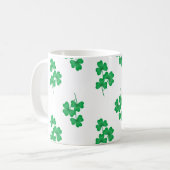 St. Patrick's Day aangepaste shamrock mok (Voorkant links)