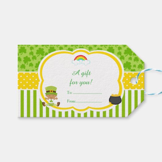St Patrick's Day African American Boy Baby shower Cadeaulabel (Voorkant (Horizontaal))