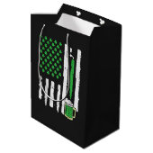 St. Patrick's Day Amerikaanse vlag Heilige Medium Cadeauzakje (Achterkant Gekanteld)