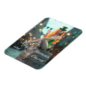 St Patrick's Day Beauty Zittend op een vat Magneet (Linkerzijde)