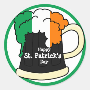 St. Patrick's Day Beer Mok met Irish Flag Foam Ronde Sticker