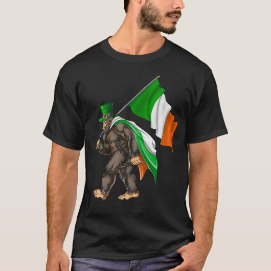 St. Patrick's Day Bigfoot Ierland Vlag T-shirt (Voorkant)