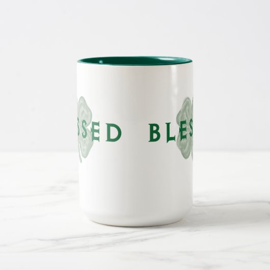 St. Patrick's Day Blessed Shamrock Tweekleurige Koffiemok (Center)