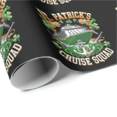 St Patrick's Day Cruise Squad 2025 Familiewedstrij Cadeaupapier (Rol Hoek)