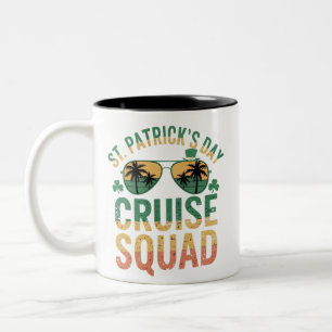 St Patrick's Day Cruise Squad Grappige Familie Mat Tweekleurige Koffiemok