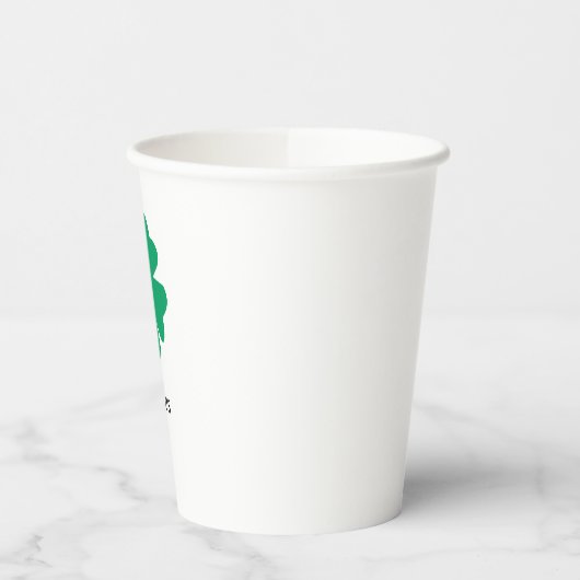 St Patricks Day Custom Name Monogram Shamrock Leaf Papieren Bekers (Links)