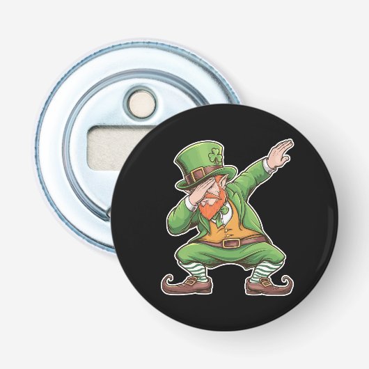 St. Patrick's Day Dab Dabbing Kabouter in het Groe Button Flesopener (Voorkant)