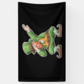 St Patricks Day Dab Dabbing Leprechaun in het groe Spandoek (Verticaal)